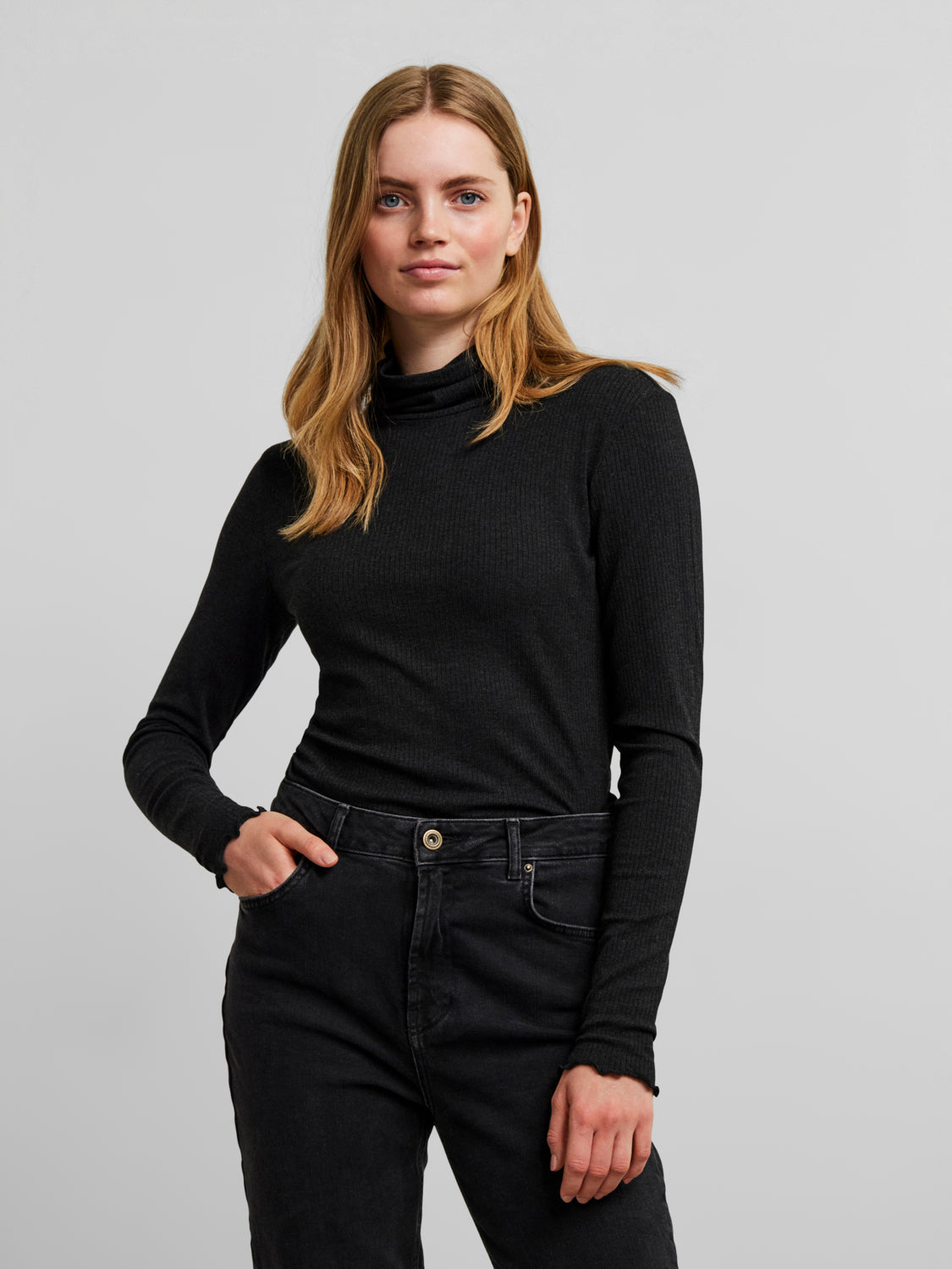 PCLICCA Pullover - Black